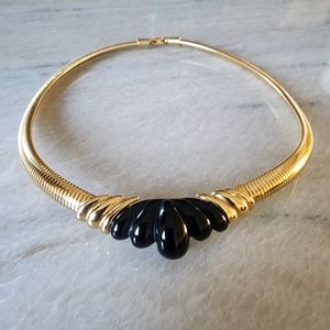 Vintage Napier Choker Flat Gold Tone Snake Chain w Black Lucite Design Necklace